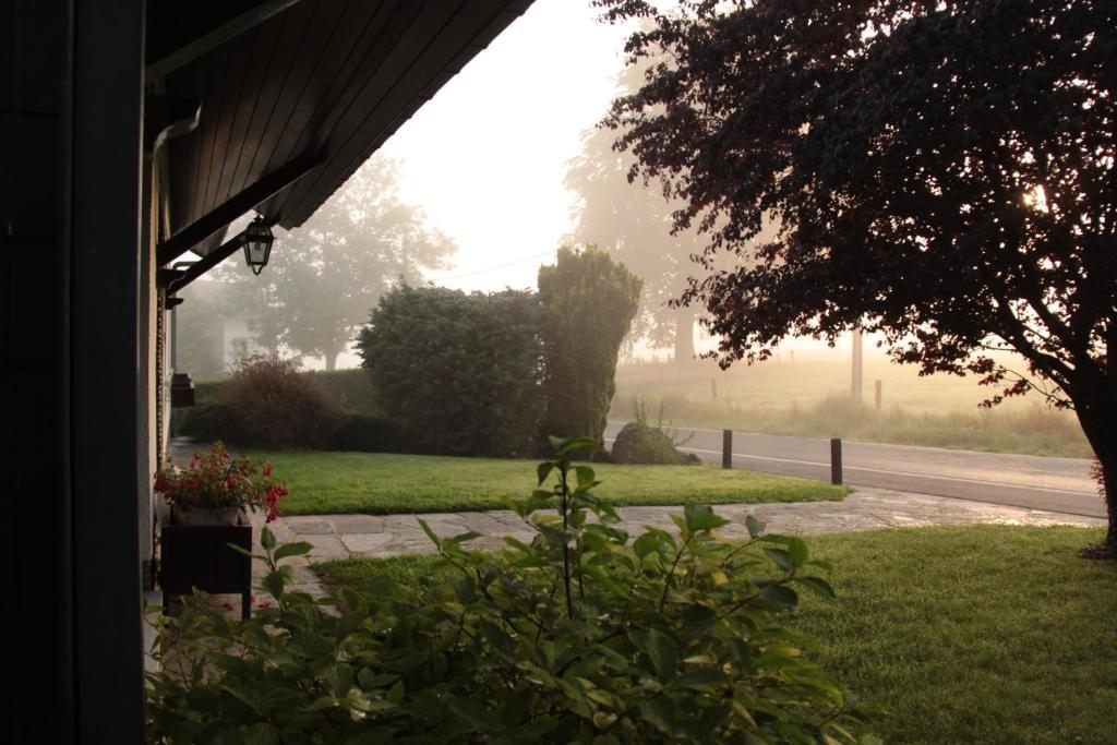 B&B Sol Magnus Stavelot Exteriör bild