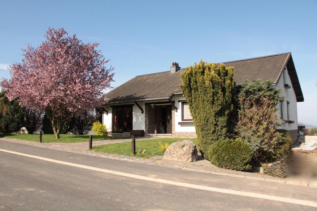 B&B Sol Magnus Stavelot Exteriör bild